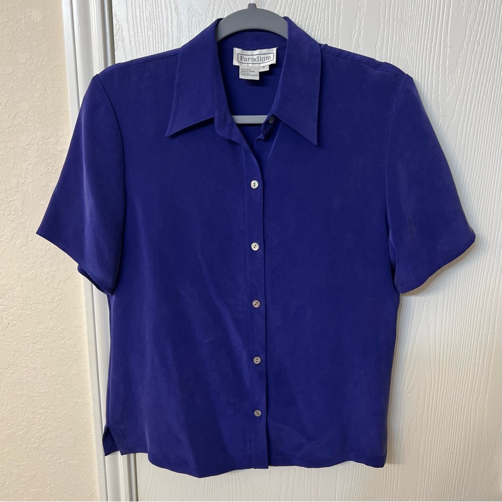 Vintage Paradigm Short-Sleeve Button-Up Blue Silk Top, Luxury Summer Top, Size 6